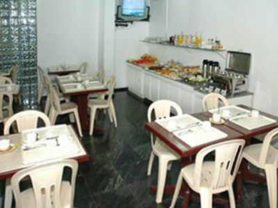 Max Hotel